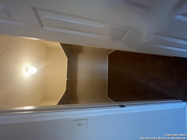 Image 12 of 18 For 5014 River Kenton