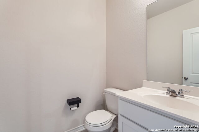 Image 12 of 27 For 13536 Boothe
