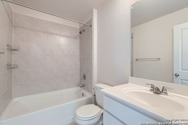 Image 18 of 27 For 13536 Boothe