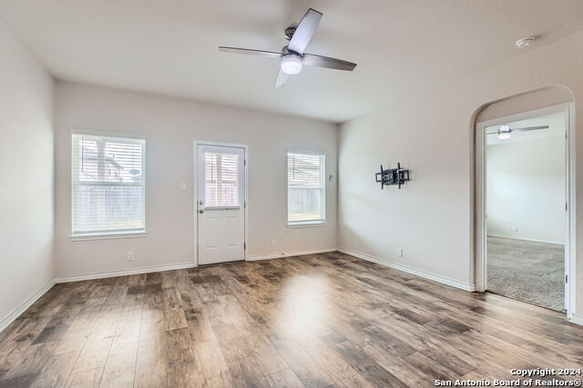 Image 6 of 27 For 13536 Boothe