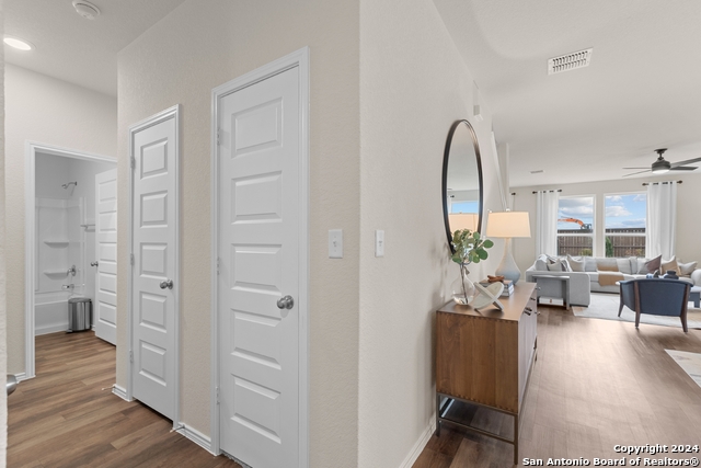 Image 4 of 11 For 1307 Birdsong Ave
