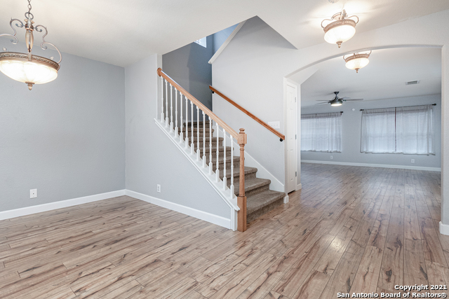 Image 3 of 15 For 262 Arcadia Pl
