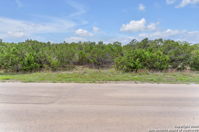 Listing photo id 7 for 1800 Owl (lot 31)
