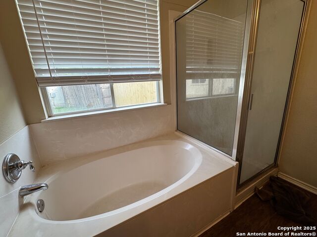 Listing photo id 13 for 6815 Cougar Cove