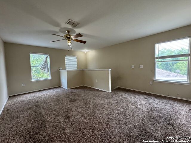 Listing photo id 15 for 6815 Cougar Cove