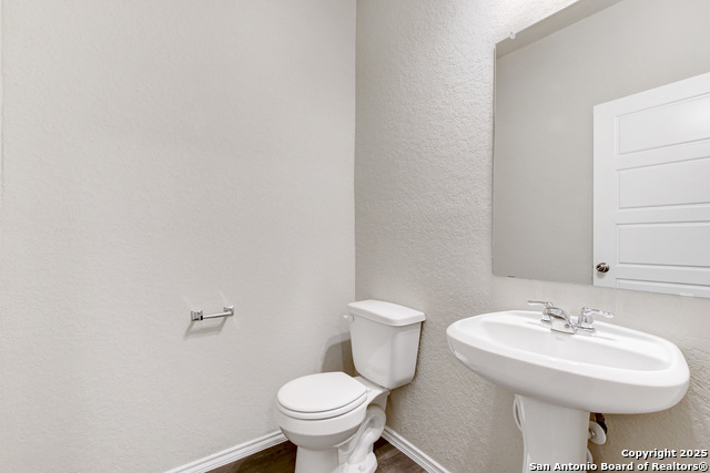 Image 14 of 29 For 15231 Comanche Gard
