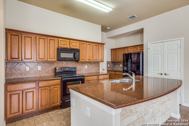 Image 10 of 41 For 10603 Catfish Ln