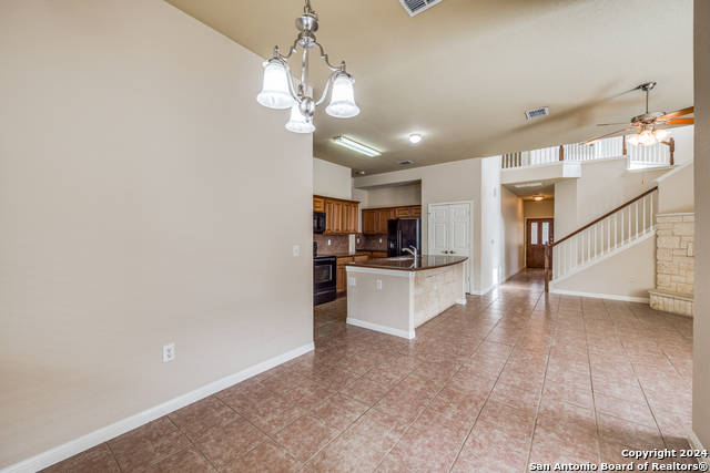 Image 16 of 41 For 10603 Catfish Ln