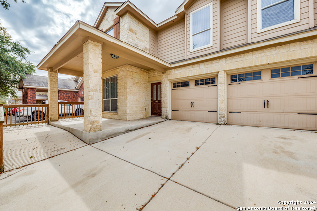 Image 2 of 41 For 10603 Catfish Ln