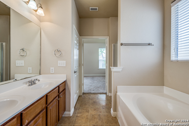 Image 23 of 41 For 10603 Catfish Ln