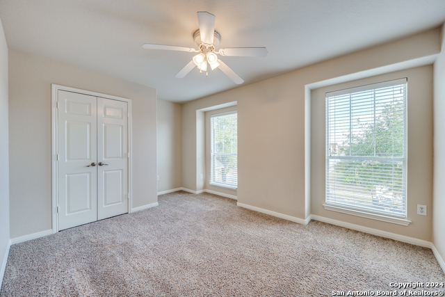 Image 28 of 41 For 10603 Catfish Ln