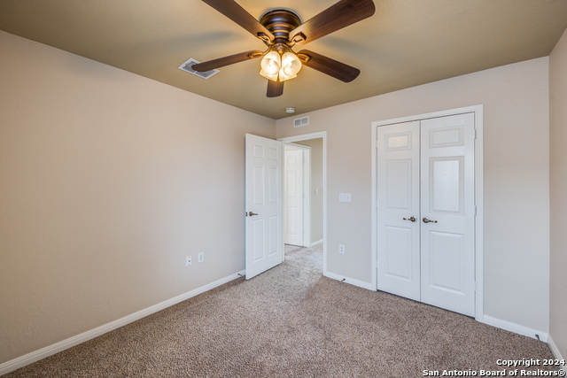Image 33 of 41 For 10603 Catfish Ln