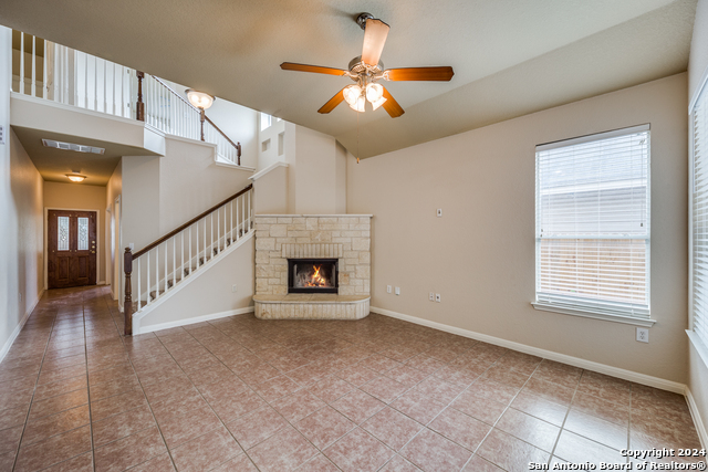 Image 7 of 41 For 10603 Catfish Ln