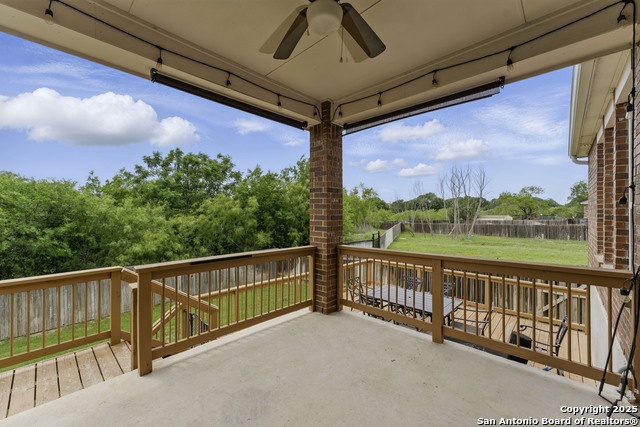 Listing photo id 31 for 14626 Costa Leon