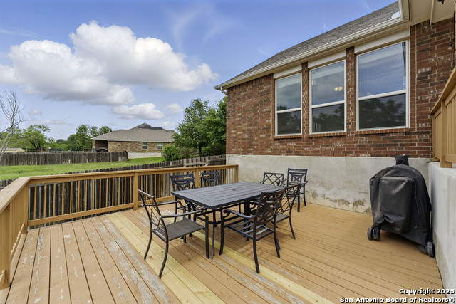 Listing photo id 33 for 14626 Costa Leon