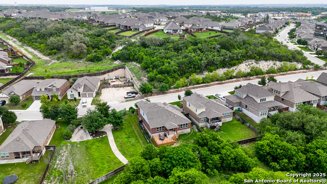 Listing photo id 39 for 14626 Costa Leon
