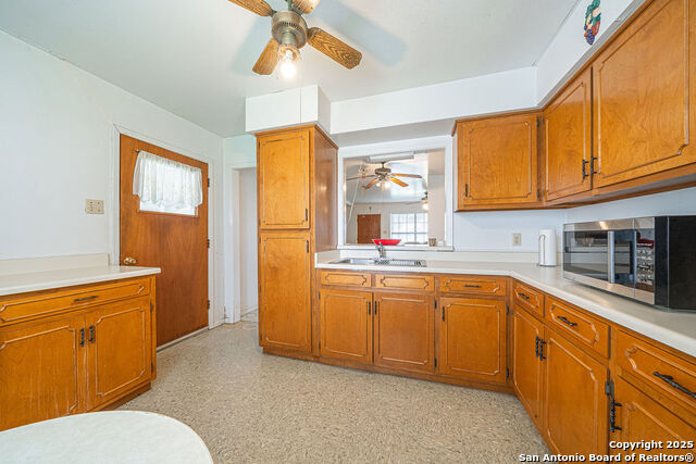 Listing photo id 20 for 6442 Buena Vista