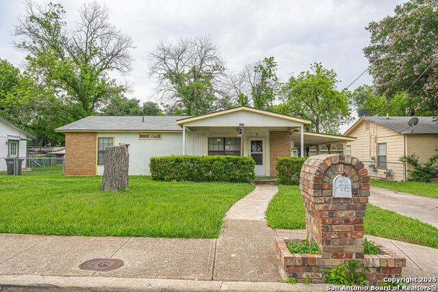 Listing photo id 1 for 6442 Buena Vista