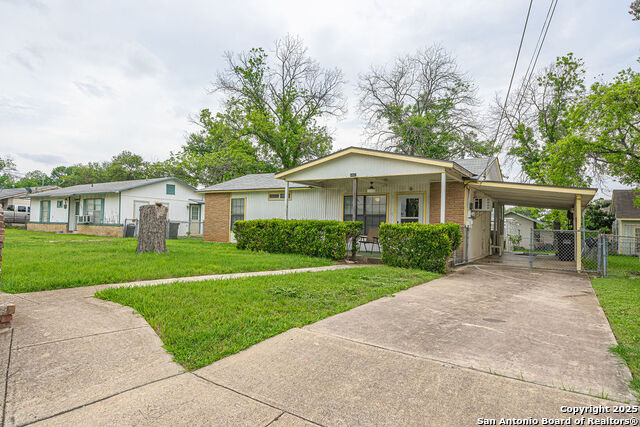 Listing photo id 2 for 6442 Buena Vista