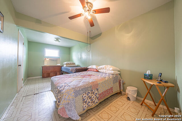 Listing photo id 5 for 6442 Buena Vista