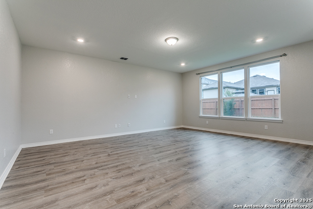 Image 14 of 27 For 5211 Espinoso Way