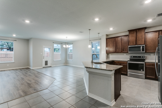Image 9 of 27 For 5211 Espinoso Way