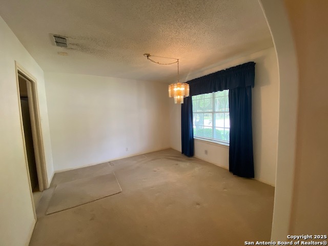 Listing photo id 12 for 4102 Greco Dr