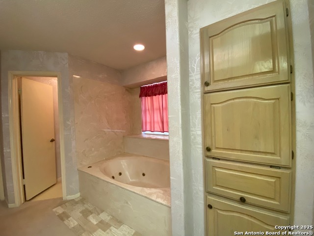 Listing photo id 21 for 4102 Greco Dr