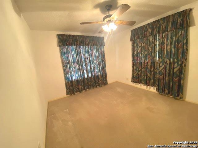 Listing photo id 25 for 4102 Greco Dr