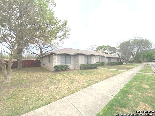 Listing photo id 1 for 4102 Greco Dr