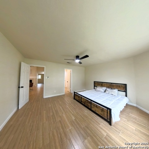 Listing photo id 11 for 13243 Larkfield