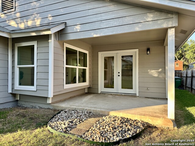 Listing photo id 16 for 13243 Larkfield