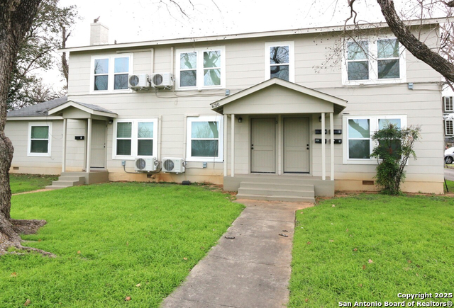 Details for 630 S Guenther Ave  4, New Braunfels, TX 78130