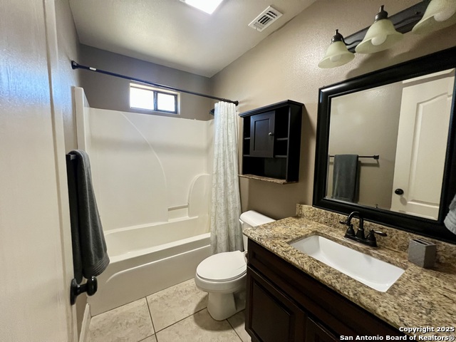 Listing photo id 14 for 505 N 13th Ave