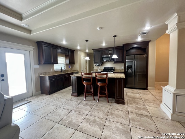 Listing photo id 16 for 505 N 13th Ave