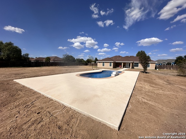 Listing photo id 25 for 505 N 13th Ave
