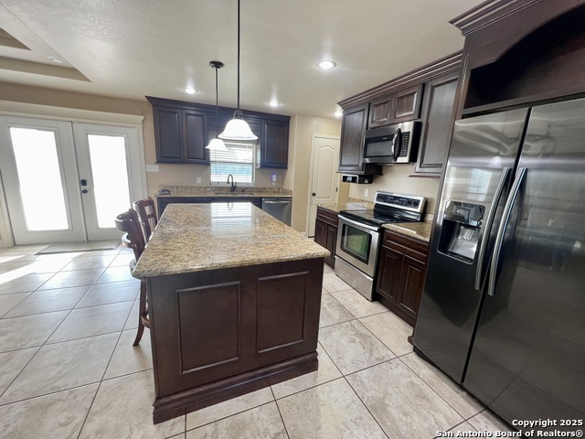 Listing photo id 4 for 505 N 13th Ave