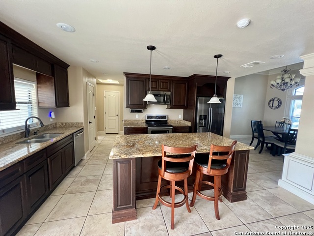 Listing photo id 7 for 505 N 13th Ave