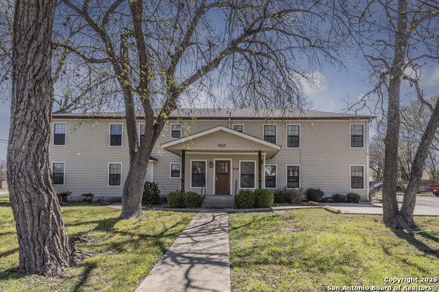 Details for 610 Butcher St  G, New Braunfels, TX 78130