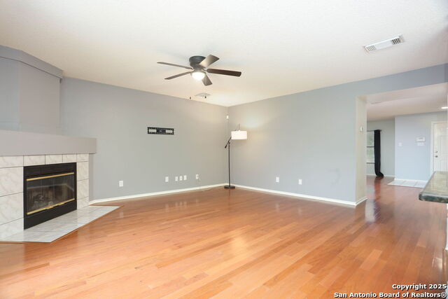 Image 9 of 33 For 2558 Ashley Oak Dr