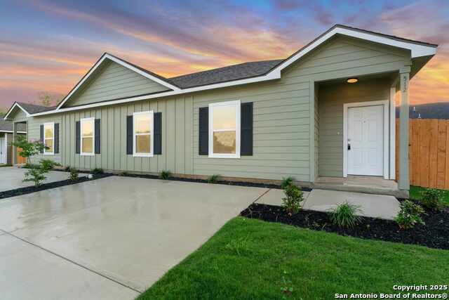 Details for 515 Hudson  , Seguin, TX 78155