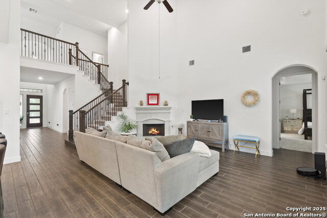 Image 11 of 37 For 9015 Graford Ridge