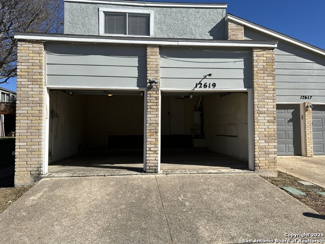 Image 2 of 80 For 12619 Woodbrace St