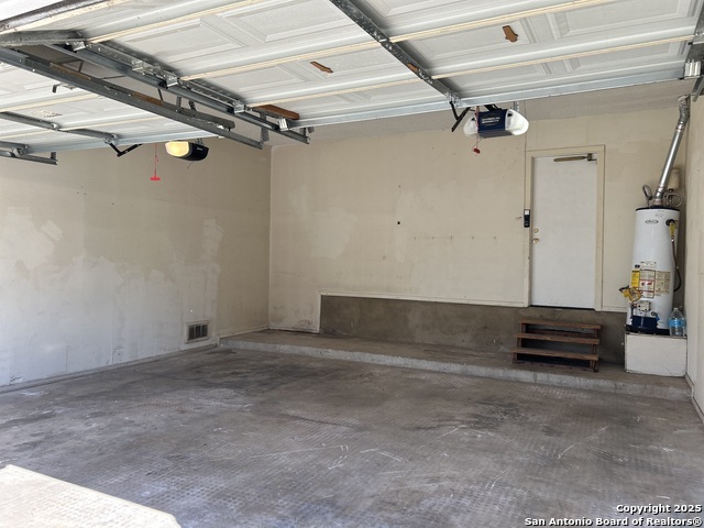 Image 3 of 80 For 12619 Woodbrace St