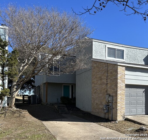 Image 4 of 80 For 12619 Woodbrace St