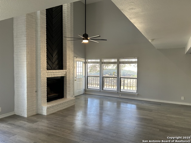 Image 6 of 80 For 12619 Woodbrace St