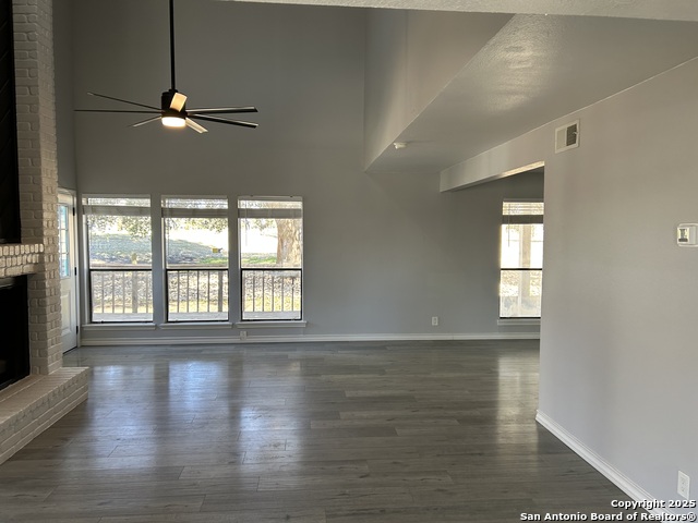 Image 8 of 80 For 12619 Woodbrace St