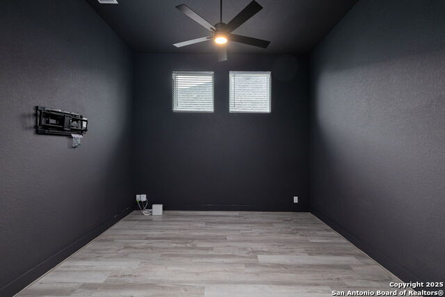 Image 10 of 38 For 418 Corwin Springs