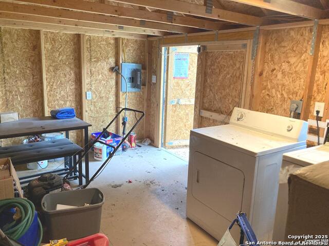 Listing photo id 19 for 155 Paloma Dr.