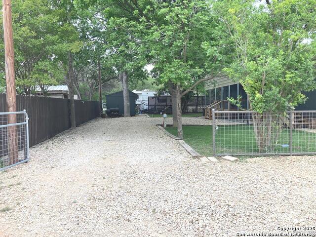 Listing photo id 2 for 155 Paloma Dr.